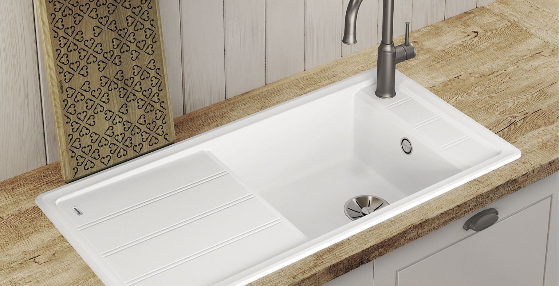Blanco Faron Silgranit Spüle in Weiß auf Holzarbeitsplatte